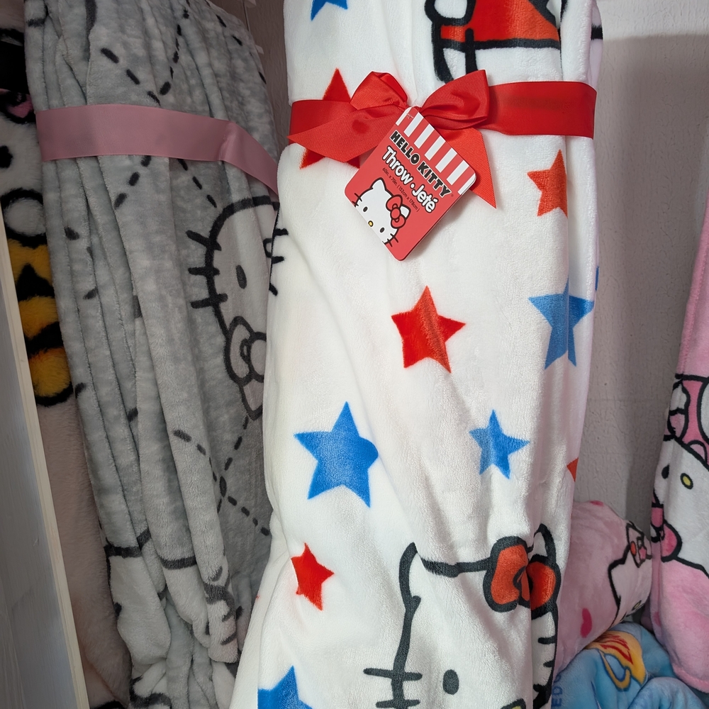 Hello Kitty Throw Blanket - White with Red and Blue Stars